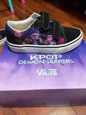 KPop Demon Hunters Old Skool Vans